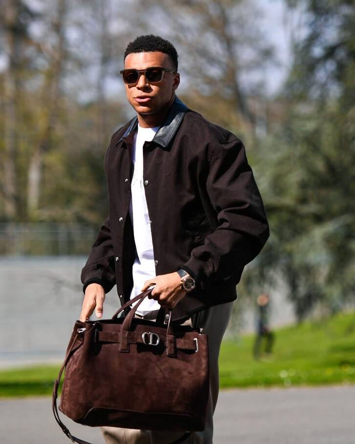 Thời trang của Kylian Mbappé - Đại sứ Dior