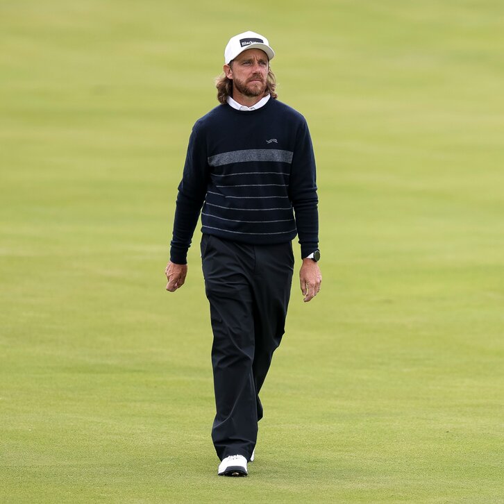 Tommy Fleetwood diện áo len cashmere tại PGA Championship