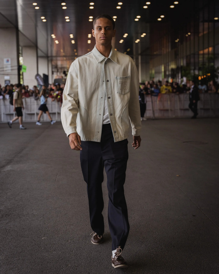 Gabriel Diallo với outfit sporty rich kid tại Madrid Open 2026 chuẩn fashion tennis player