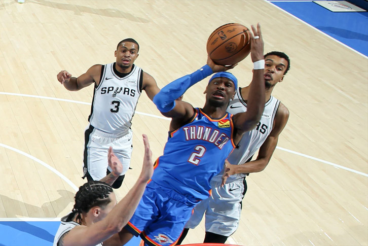 Thunder và Spurs liên tục va chạm trong series playoff đầy drama