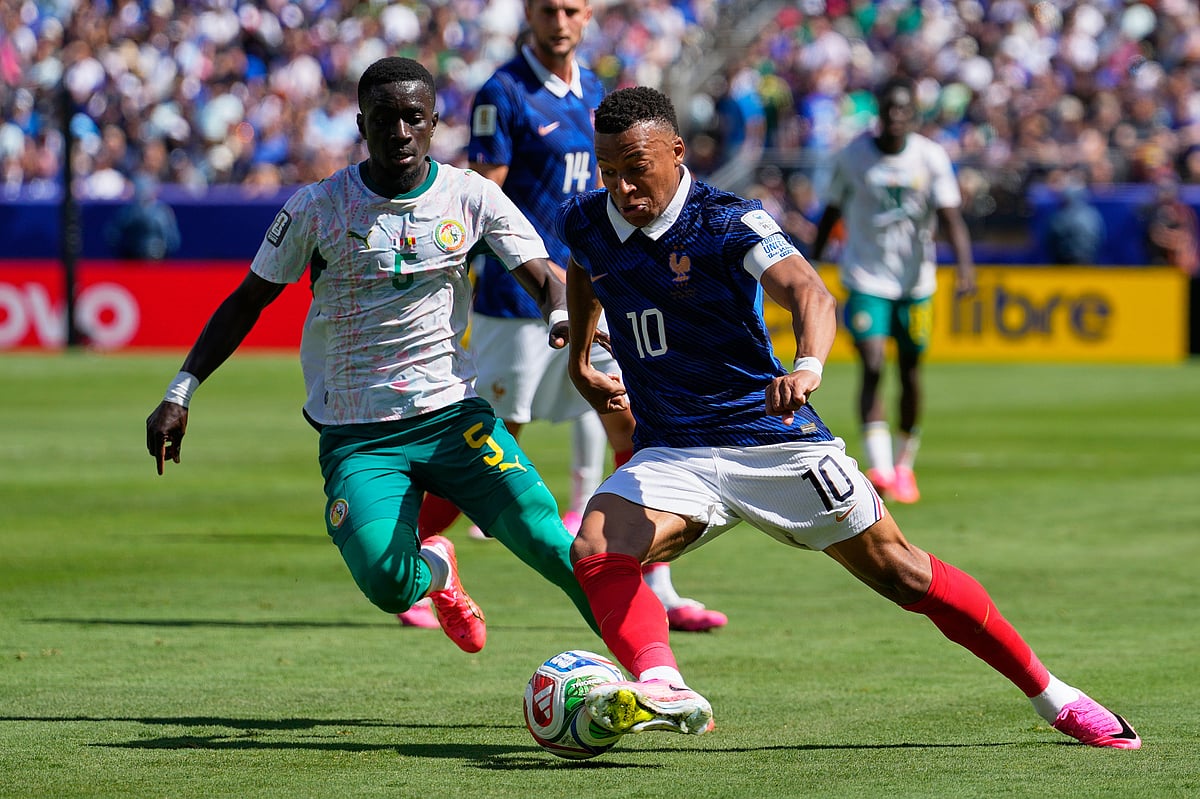 Bước ngoặt hiệp hai và show diễn lịch sử của Kylian Mbappe