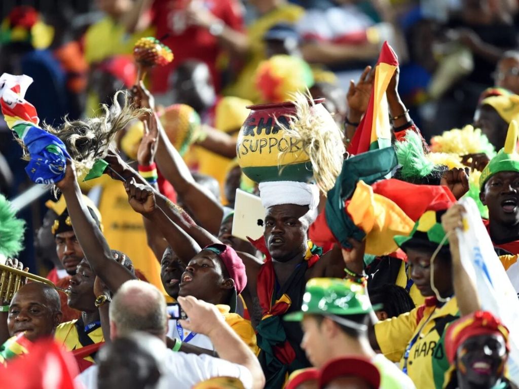 Cổ động viên Ghana mang vũ điệu hoang dã đến Brazil