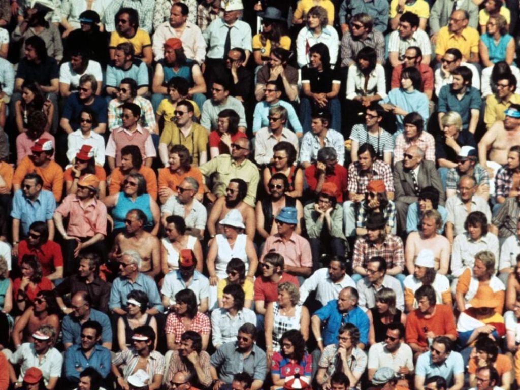 Cổ động viên Hà Lan lấp đầy khán đài tại Dortmund trong trận gặp Bulgaria tại kỳ World Cup 1974