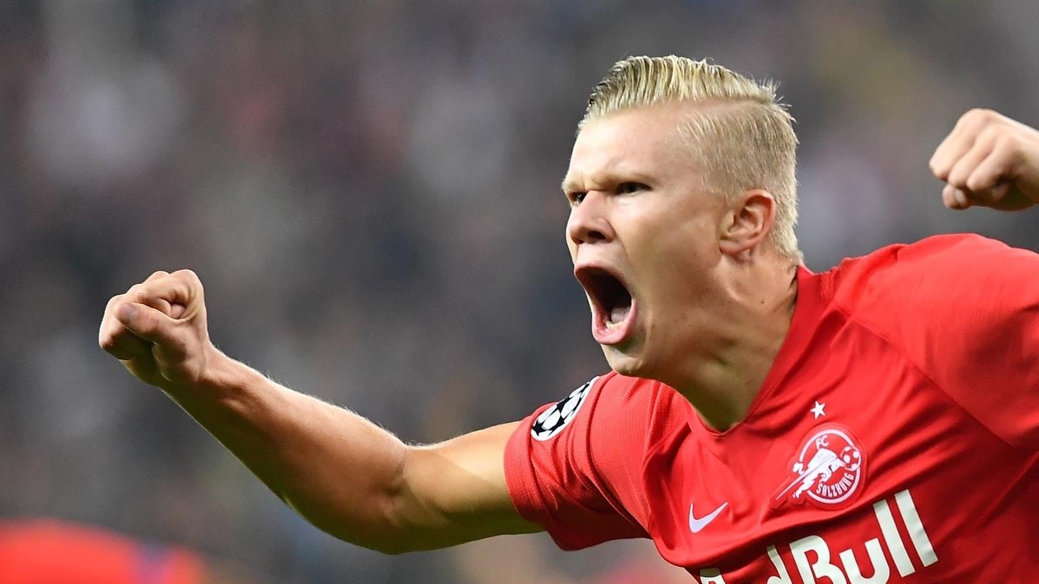 Erling Haaland lập hat-trick trong trận ra mắt UEFA Champions League 2019