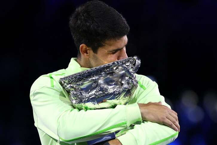 Soi bộ đồng hồ Rolex tay vợt tennis: Grand Slam winner đeo gì sau khi nâng cúp? Soi bộ đồng hồ Rolex tay vợt tennis: Grand Slam winner đeo gì sau khi nâng cúp?