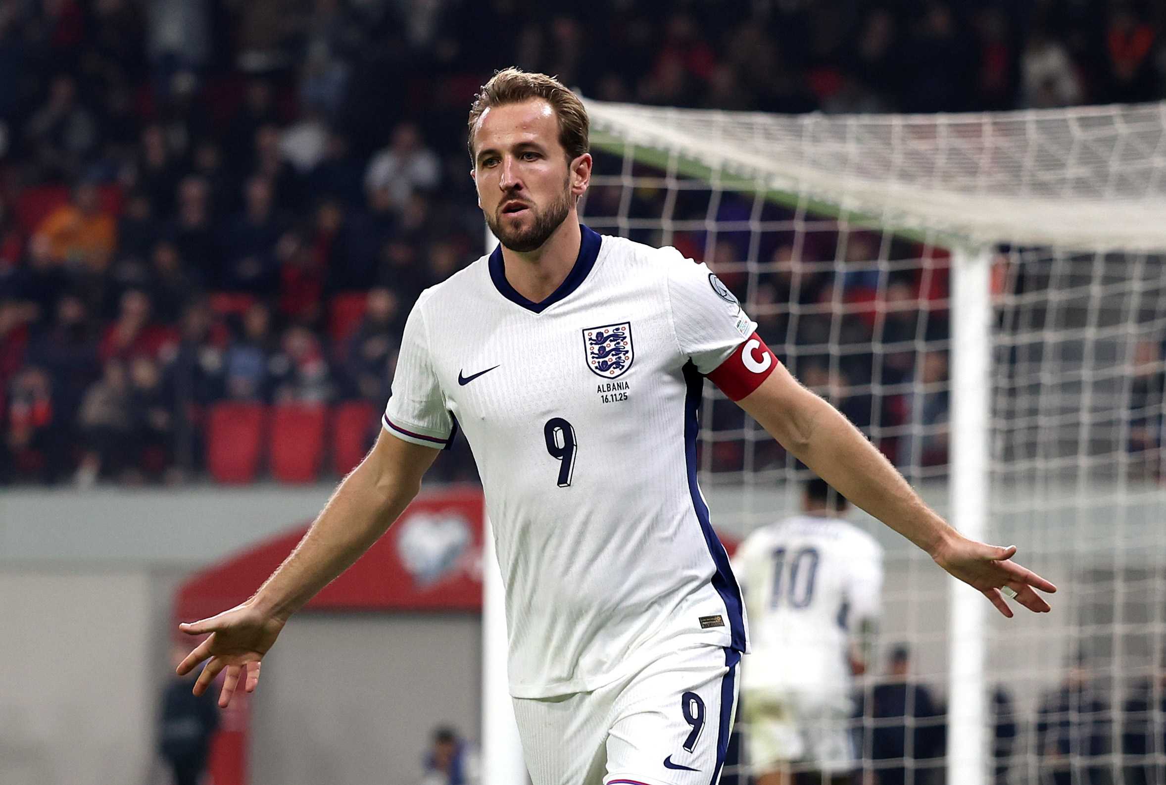 Harry Kane (Anh) - Kẻ thách thức từ Bayern Munich