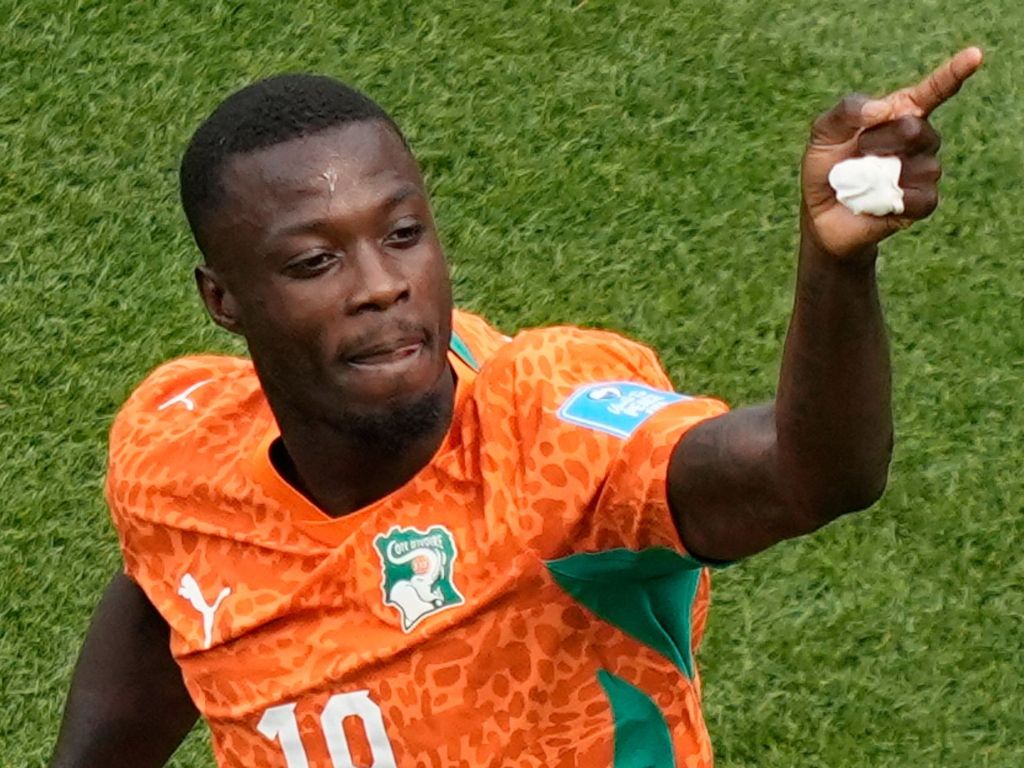 Người hùng Nicolas Pepe lập cú đúp giúp Bờ Biển Ngà đánh bại Curacao