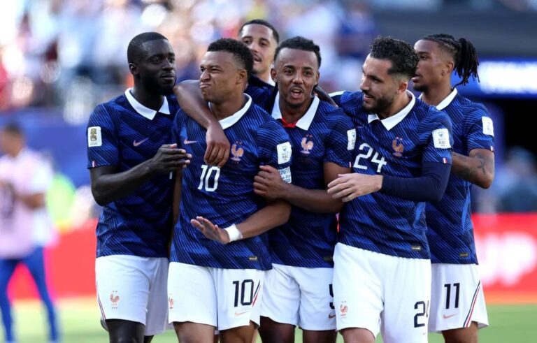 Pháp 3-1 Senegal: Kylian Mbappe lập cú đúp lịch sử, Les Bleus phô diễn sức mạnh ngày ra quân World Cup 2026 Pháp 3-1 Senegal: Kylian Mbappe lập cú đúp lịch sử