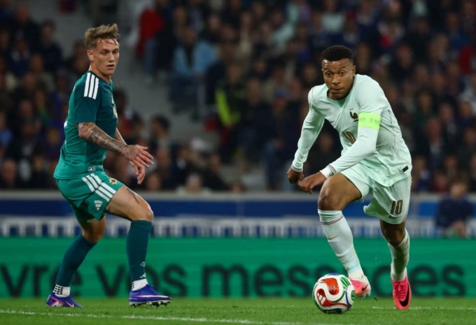 Vì sao cầu thủ Kylian Mbappe luôn được kỳ vọng ở mức tối đa