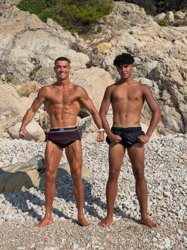 Kỳ nghỉ sang chảnh của Cristiano Ronaldo và vị hôn thê Georgina Rodriguez