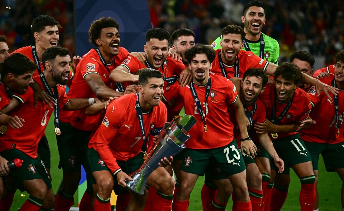Áp lực tài chính kỷ lục và di sản vô tiền khoáng hậu của Ronaldo