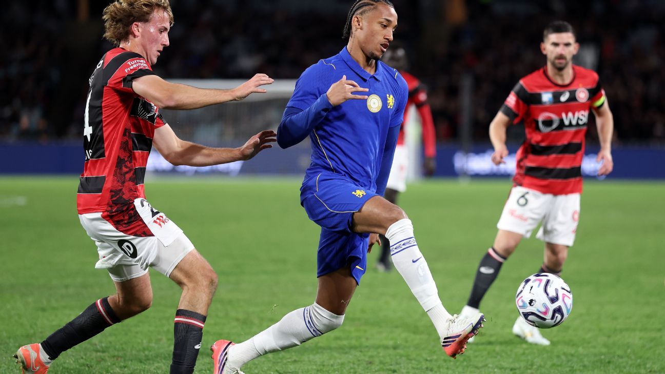 Cú hat-trick đẳng cấp và sự khát khao của ngôi sao người Brazil