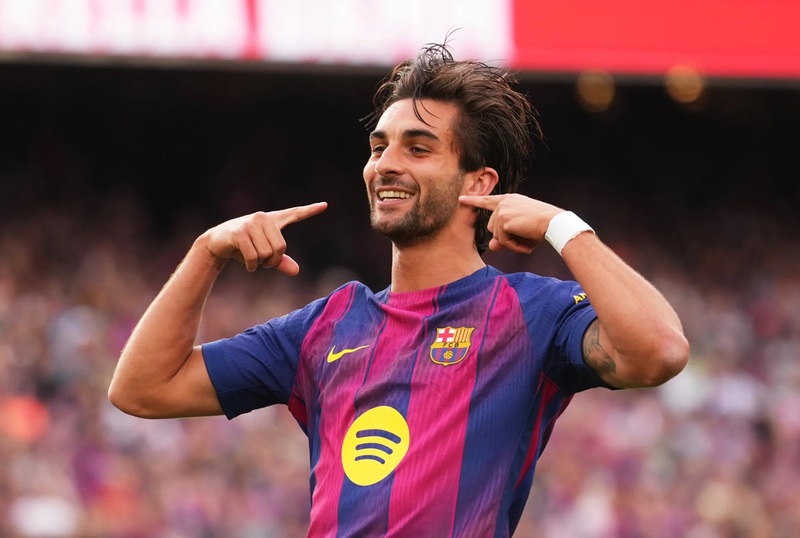 Nguyên nhân đằng sau quyết định bán Ferran Torres của Barcelona
