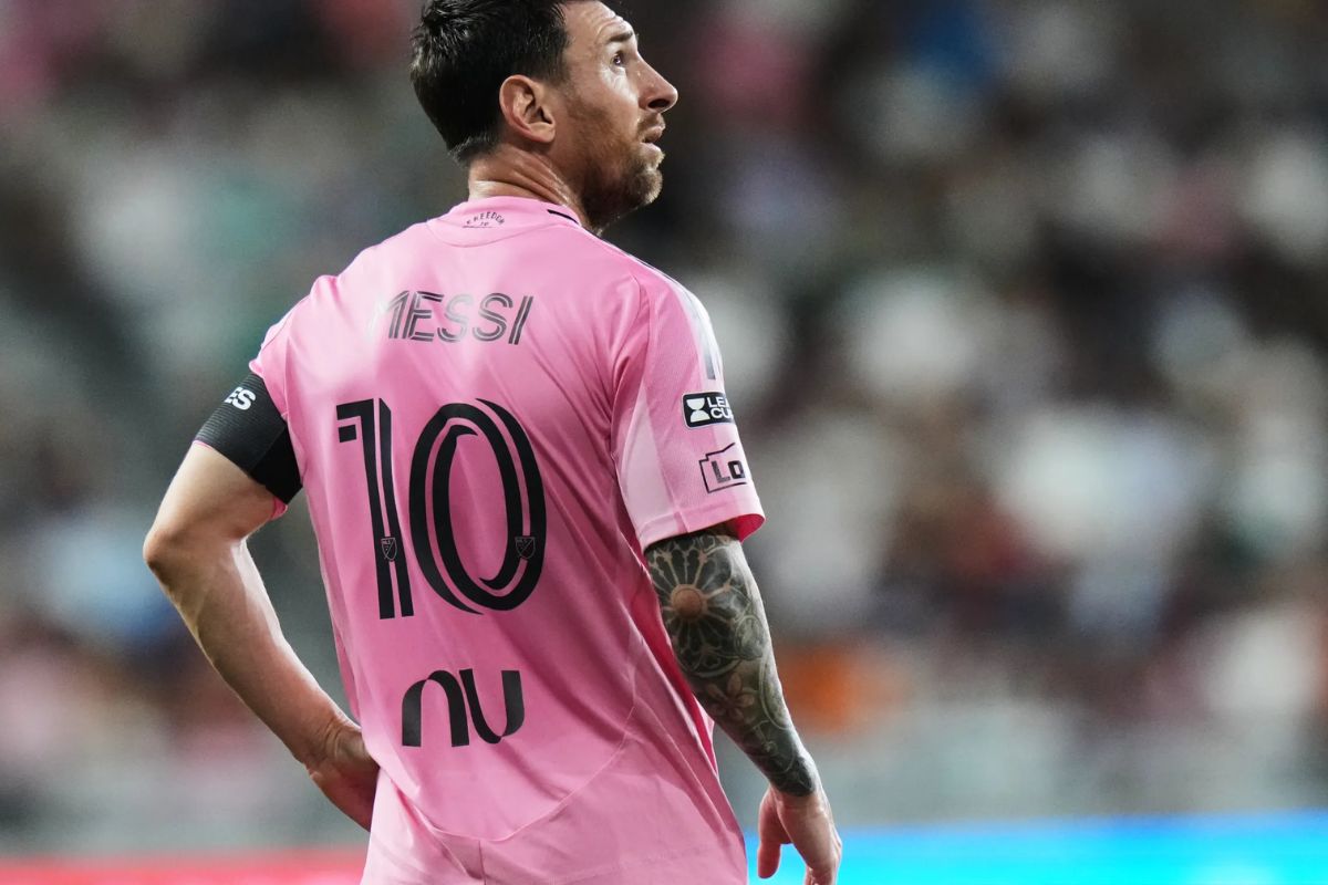 Messi tái xuất Inter Miami sau khi chịu tang cha