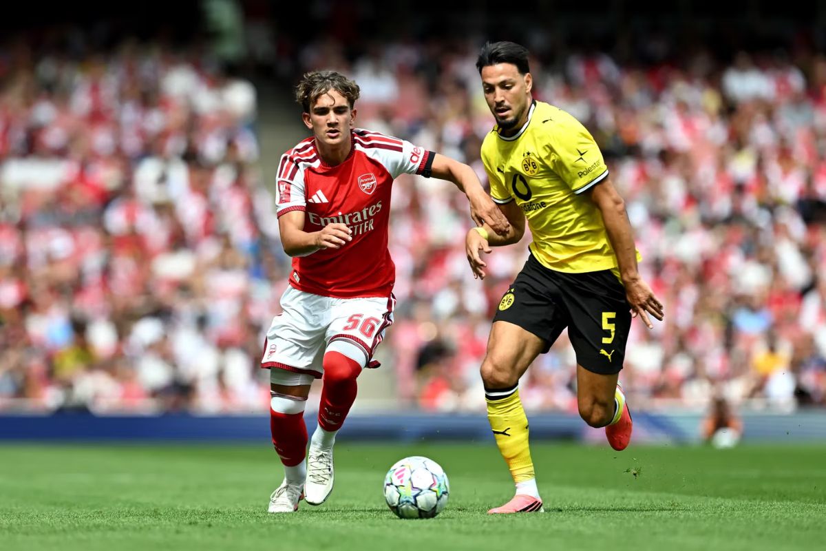 Trận thua Dortmund là thất bại thứ hai liên tiếp của Arsenal
