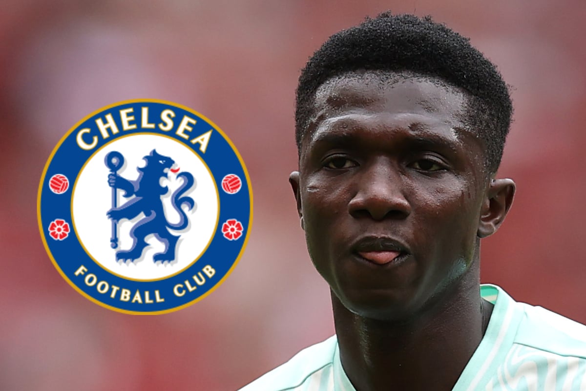 Chelsea tái khởi động thương vụ Lamine Camara
