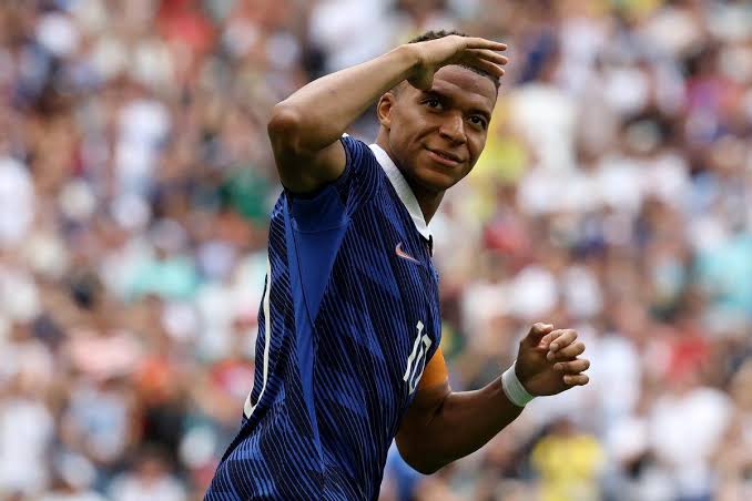 Vị trí #1 - Kylian Mbappé - 38 Km/h