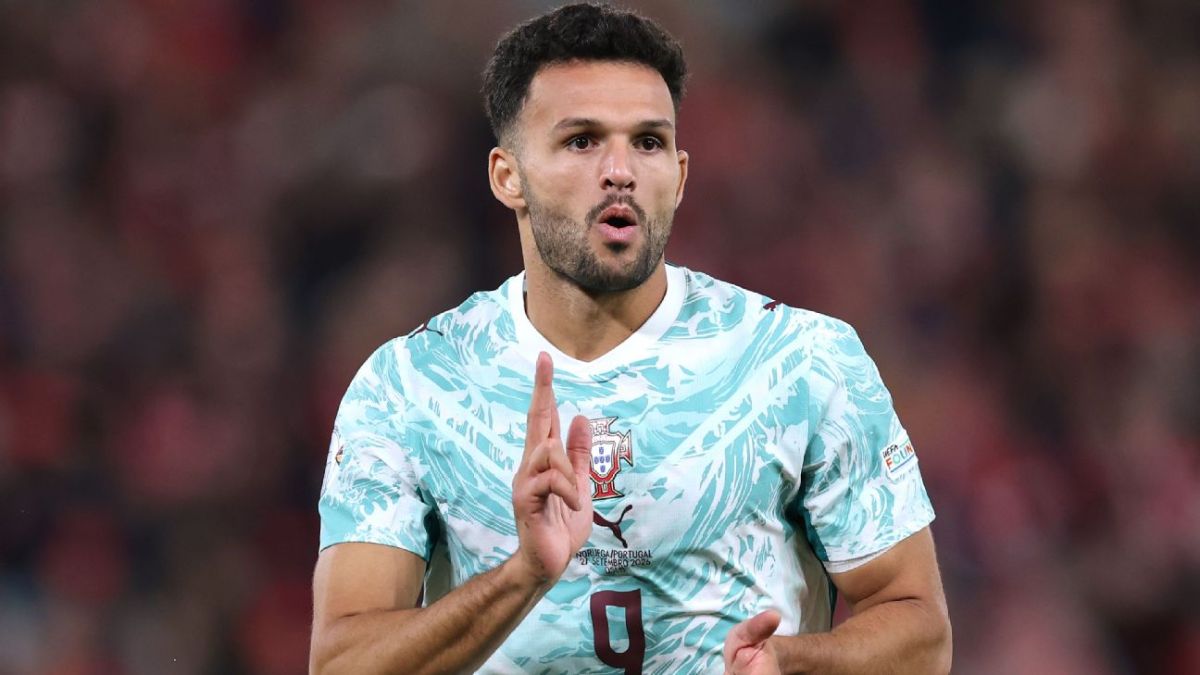 Gonçalo Ramos nâng tỷ số lên 2-1 cho Bồ Đào Nha