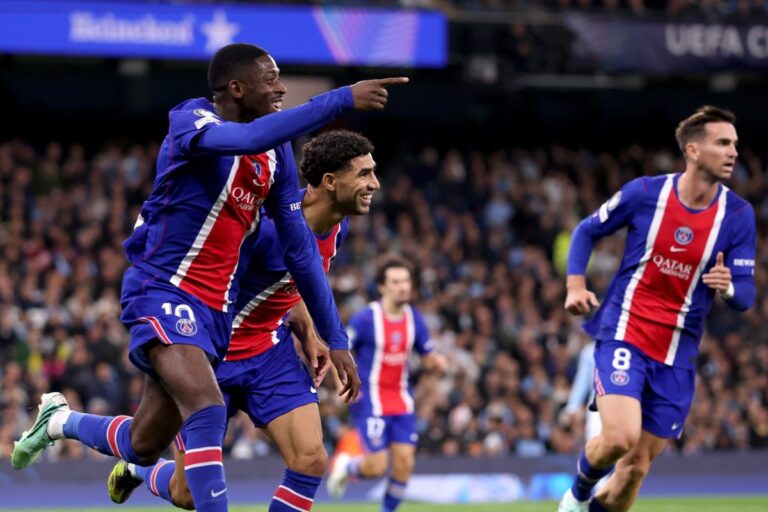 PSG nhấn chìm Barca 4-2
